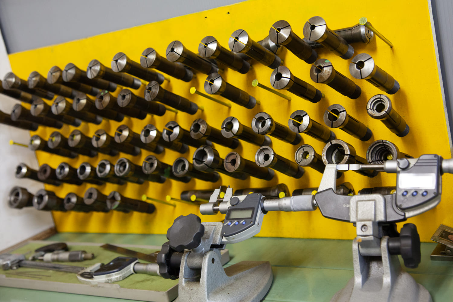 会社案内IMG04|NC自動旋盤・金属部品の切削加工・製造|株式会社サンテル