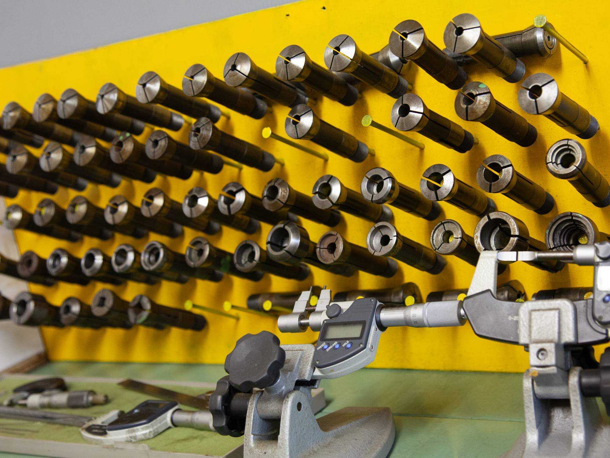 会社案内IMG｜NC自動旋盤・金属部品の切削加工・製造｜株式会社サンテル