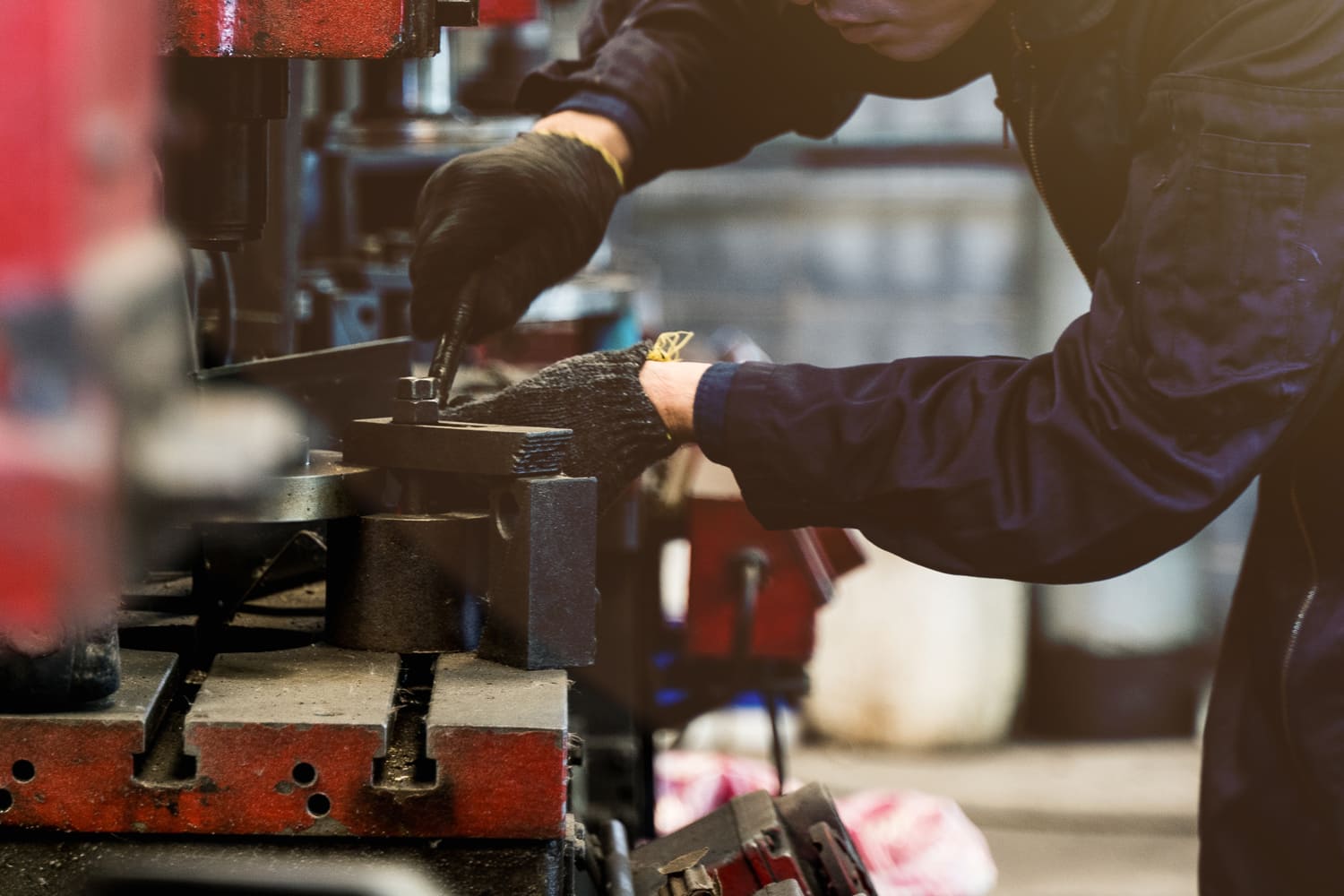 採用情報IMG04｜製造業 金属加工業の求人・採用情報｜藤枝｜株式会社サンテル