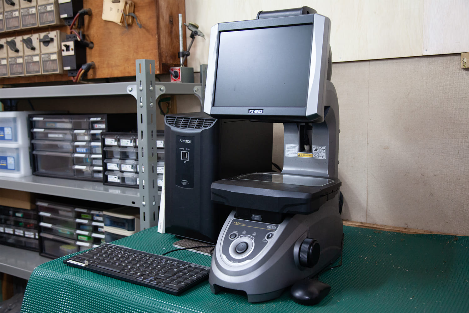 キーエンス/画像寸法測定器|NC自動旋盤・金属部品の切削加工・製造|株式会社サンテル